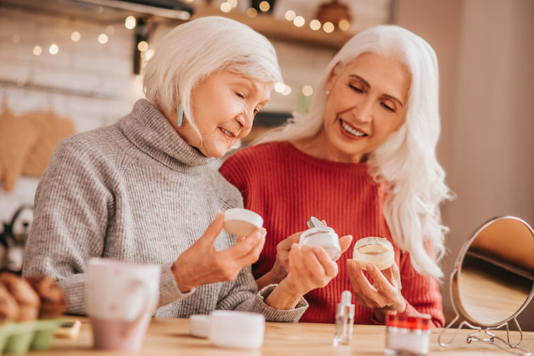 Tips For Making Friends In Retirement