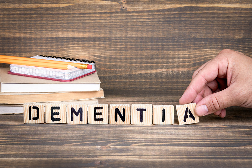 A Guide To Maintaining Communication With Seniors With Dementia 