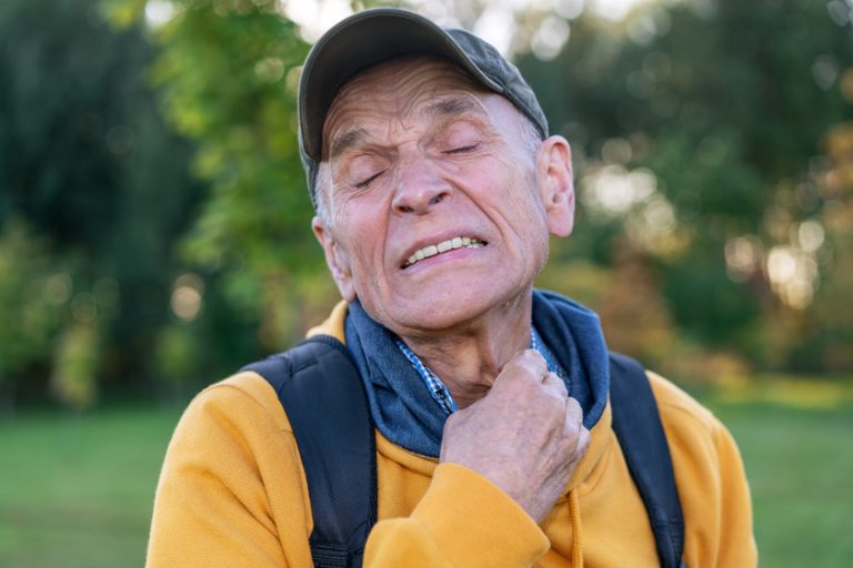 old man with pain on face hold and touch your neck after mosquito bite What Causes Neck Pain In Your Elderly Parents?