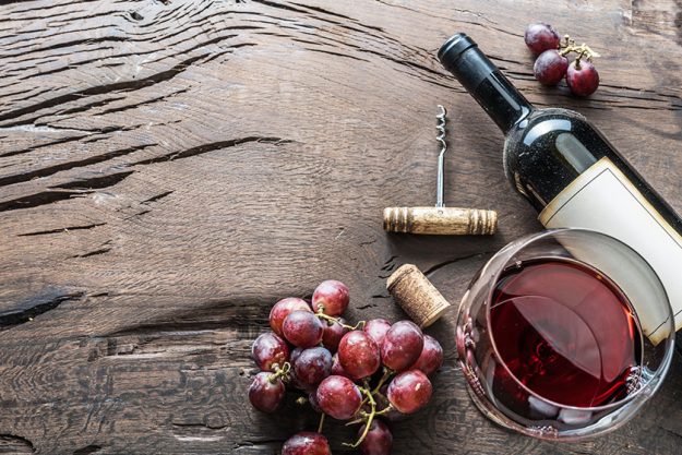 How Drinking Wine Can Be An Option For Dementia Prevention