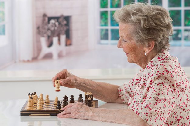 What Causes Brain Fog In Your Loved Ones & How Memory Care In Sarasota, FL Finds The Solution