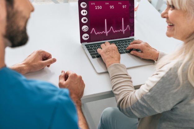 How Technology Helps Seniors Monitor Their Own Health How Technology Helps Seniors Monitor Their Own Health